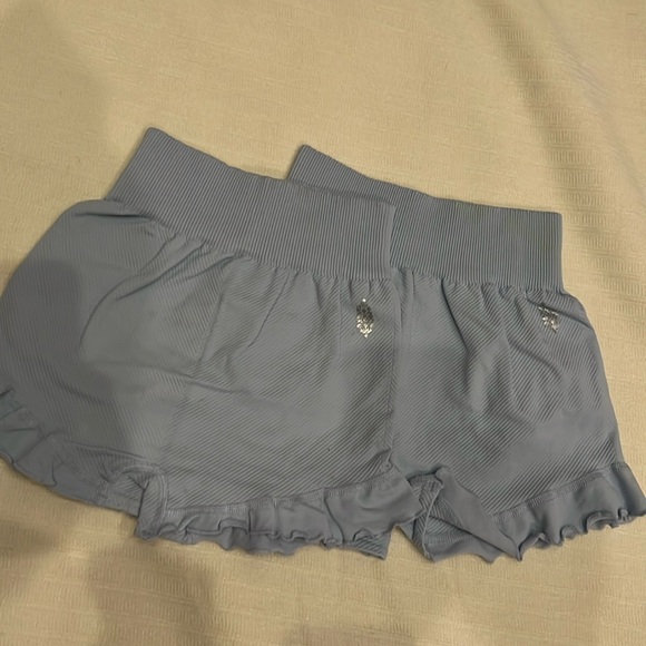 NEW-🌺free people flirty shorty short ruffled hem line - Picture 6 of 16